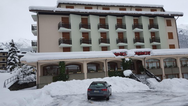 Foto esterno Hotel Kennedy