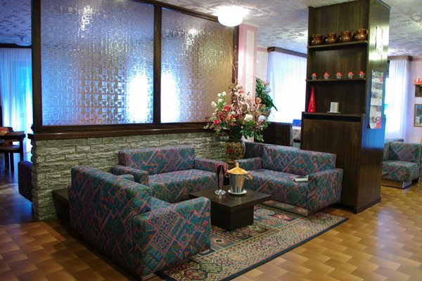 La hall