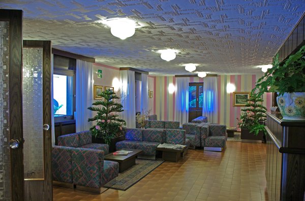 La hall