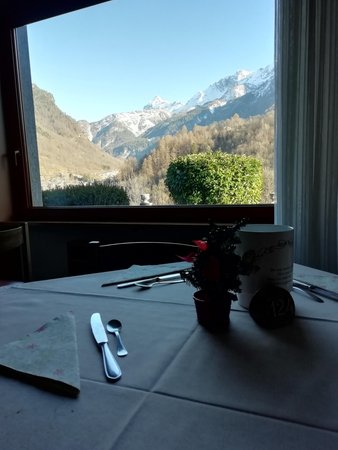 Il ristorante Chiesa in Valmalenco Miramonti