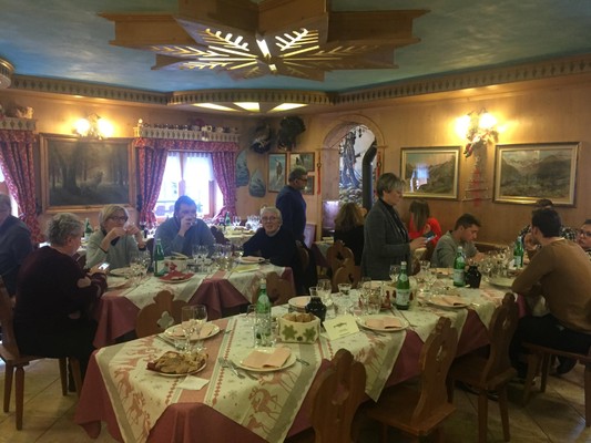 Das Restaurant Chiesa in Valmalenco Chalet Tana del Grillo