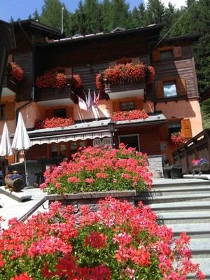Foto Außenansicht Hotel Chalet Tana del Grillo