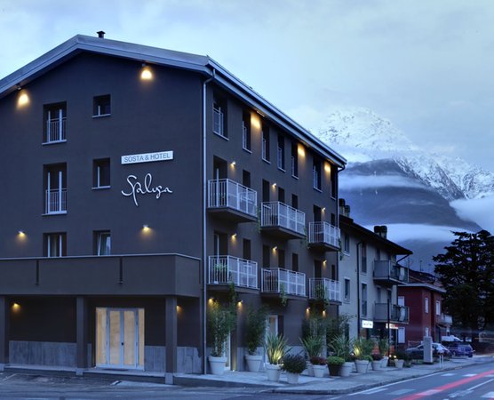Foto invernale di presentazione Spluga - Hotel 4 stelle