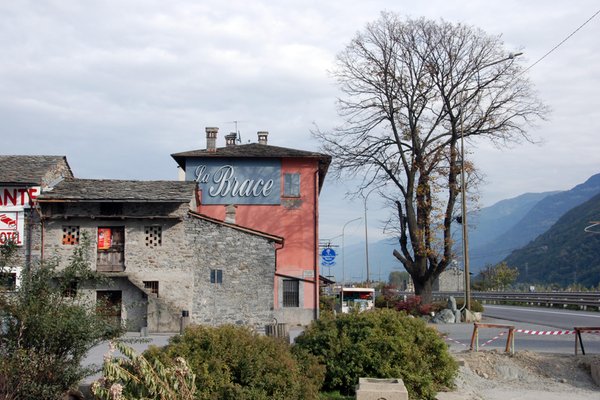 Foto esterno in estate La Brace