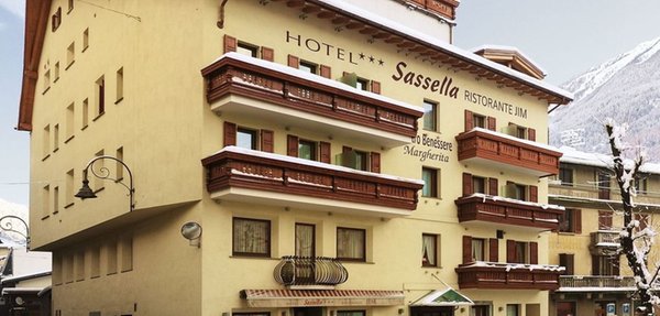 Foto invernale di presentazione Sassella - Hotel 3 stelle