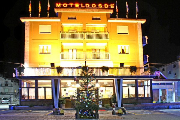 Foto esterno Albergo Motel Dosdè