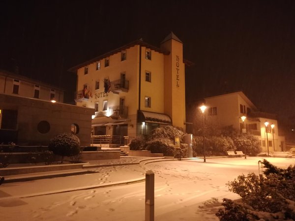 Photo exteriors in winter Hotel Garni Le Corti