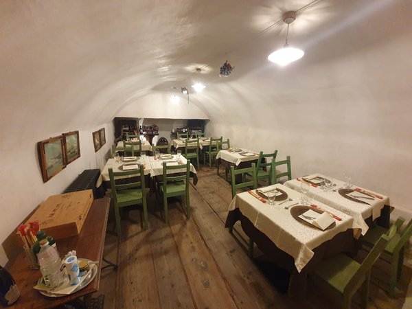 The restaurant Grosotto (Tirano - Media Valle) Hotel Garni Le Corti