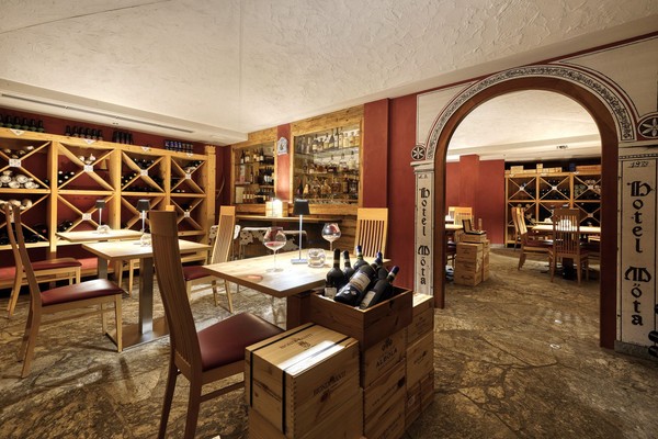 Weinkeller Livigno Mota