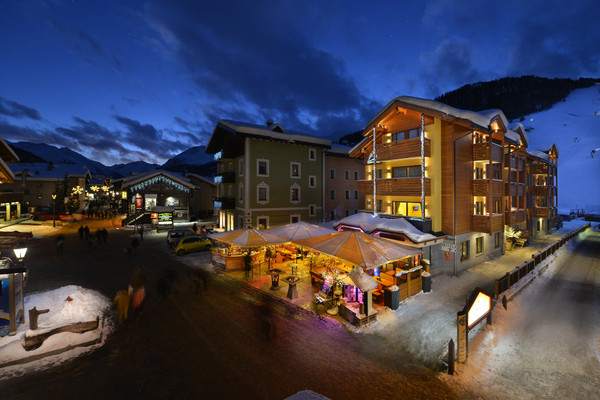 Photo exteriors Hotel Mota