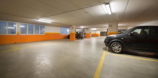 Il parcheggio Hotel Amerikan