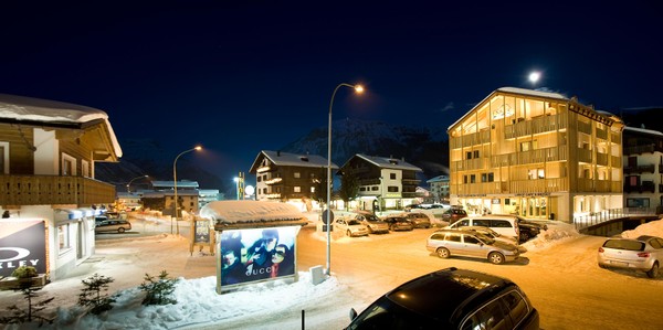 Photo exteriors Hotel Larice
