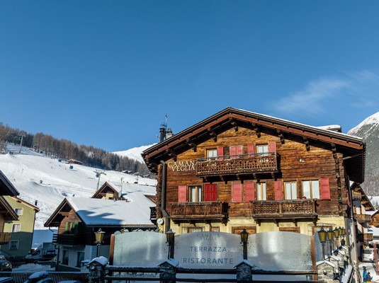 Photo exteriors Hotel Camana Veglia
