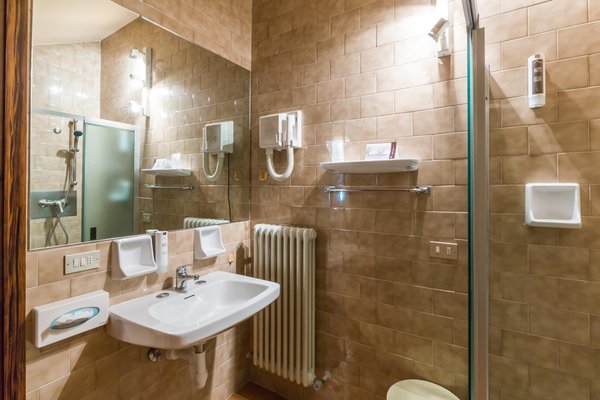 Photo of the bathroom Hotel Paré