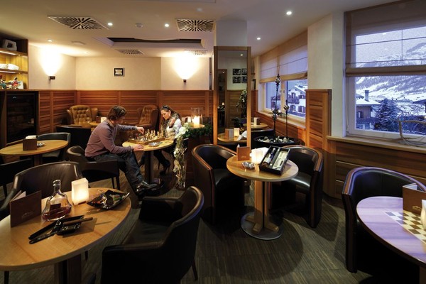 Foto del bar Hotel Lac Salin Spa & Mountain Resort