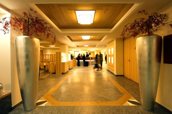 La hall