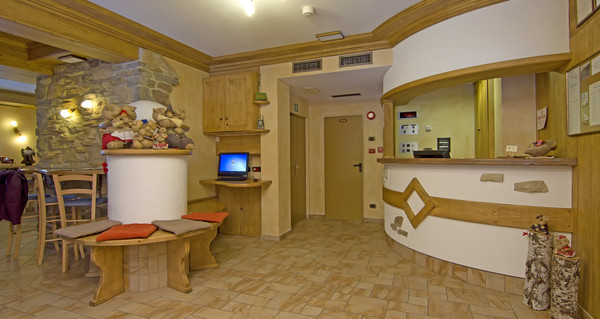 Die Hotelhalle