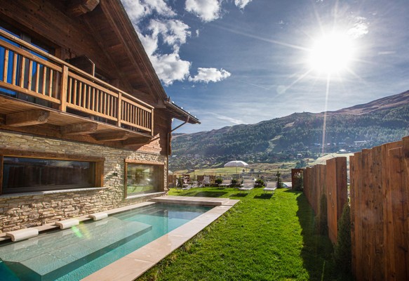 Foto Außenansicht Mont Chalet Nevada - Hotel & Spa