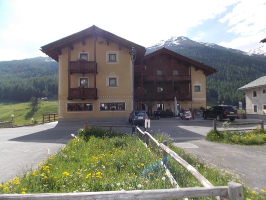 Foto Außenansicht Hotel Primula