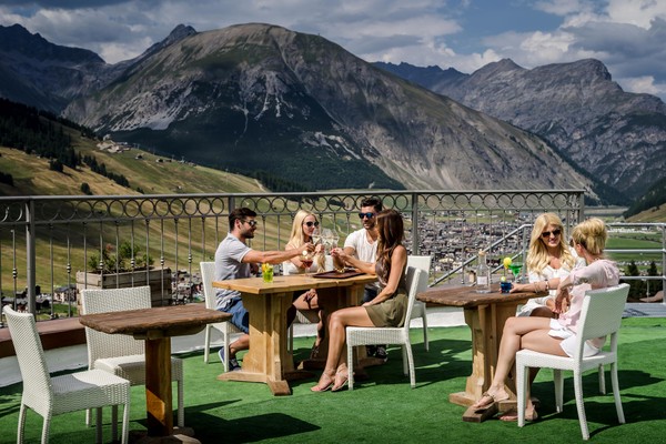 Photo of the balcony Alpen Resort Bivio