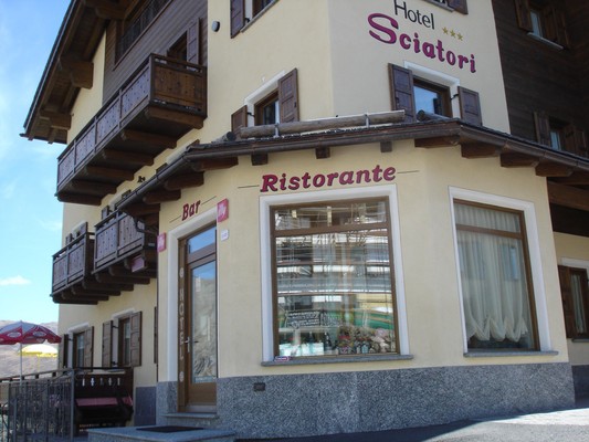 Photo exteriors Hotel Sciatori