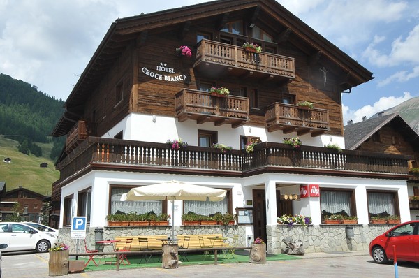 Foto Außenansicht Hotel Croce Bianca