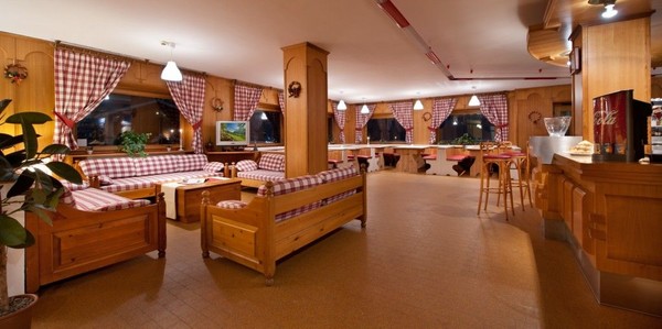 La hall