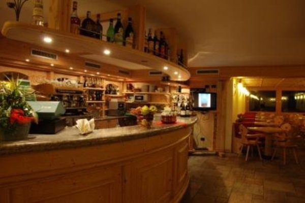 Foto del bar Hotel Boscone Suite