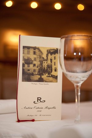 Photo of some details Margna