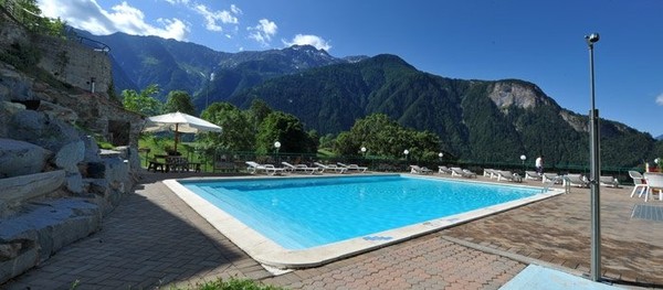 Foto della piscina all'aperto