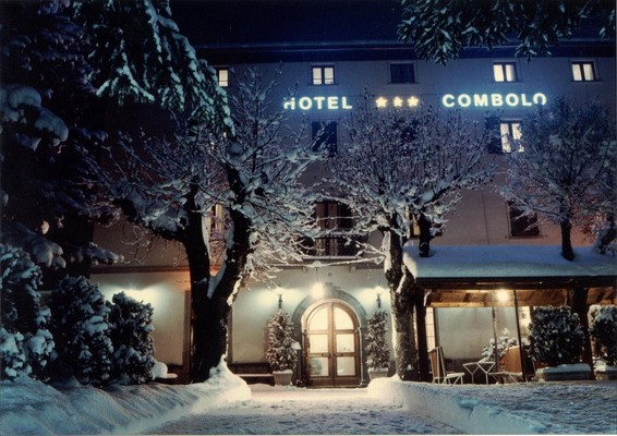 Foto esterno Hotel Combolo