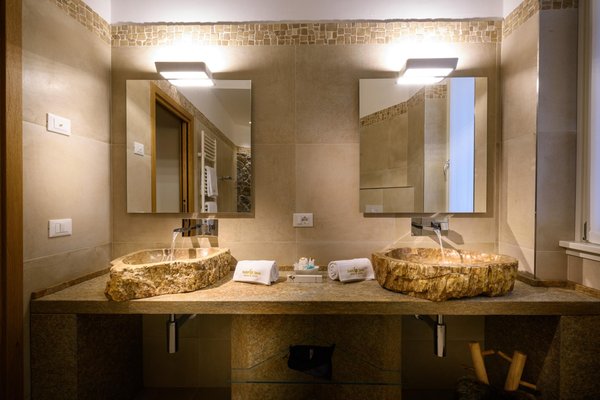 Photo of the bathroom Hotel Corona