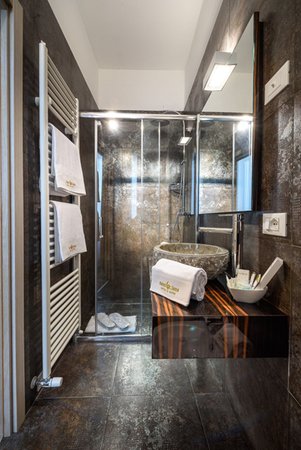 Photo of the bathroom Hotel Corona