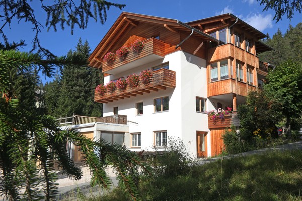 Photo exteriors Apartments Declara