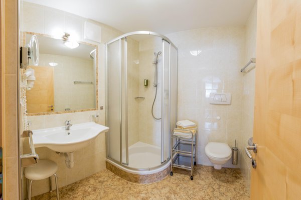 Foto del bagno Garni + Residence Weisskugel