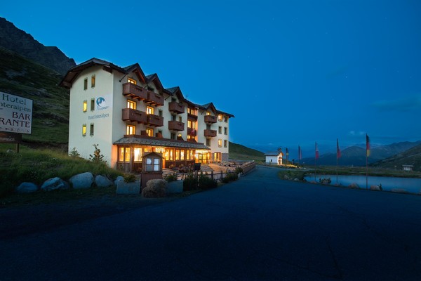 Foto esterno Hotel Interalpen