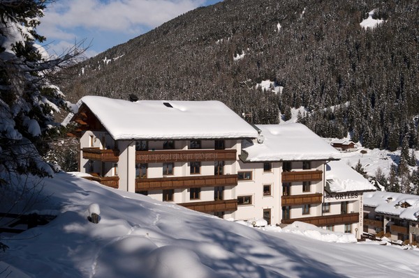 Foto Außenansicht Residence Ortles