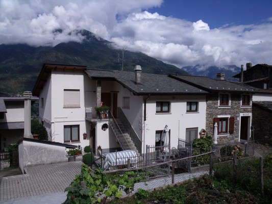 Foto Außenansicht Bauernhofspension Ribuntà