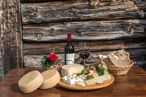 Recipes and gourmet-dishes Alpine farm Kaserill Alm