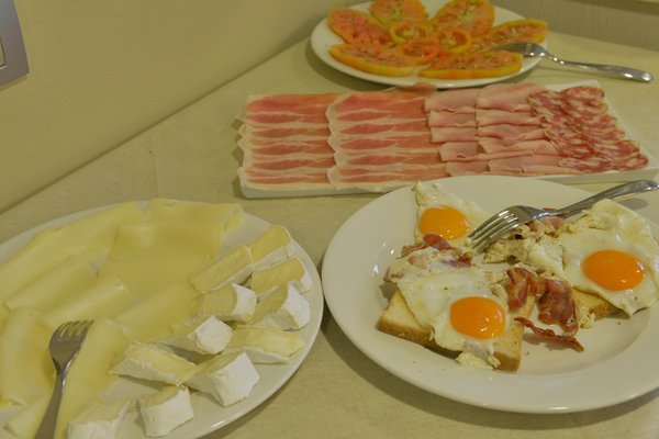 La colazione Al Palaz - Camere + Appartamenti in agriturismo
