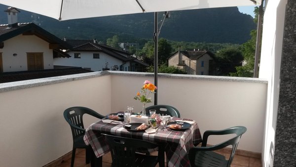 Foto del balcone B&B Affittacamere Valchiavenna