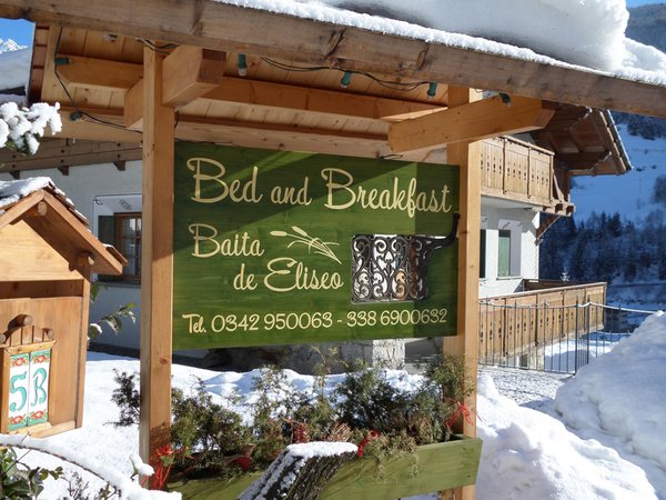 Foto esterno in inverno Baita de Eliseo