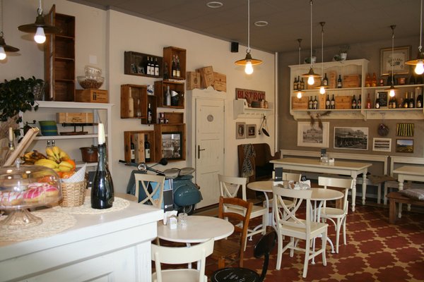 The breakfast Rooms & Breakfast Tirano