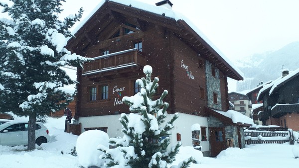 Foto esterno Appartamenti Chalet Nada