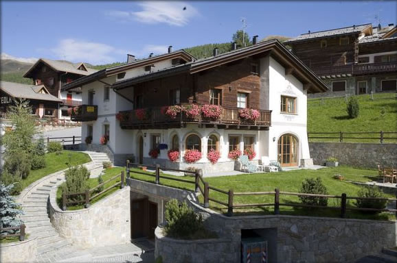 Foto esterno Appartamenti Casa Urbani