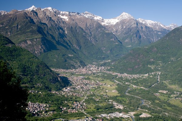 Foto estiva di presentazione Consorzio di promozione turistica Valchiavenna