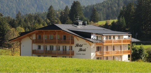 Foto esterno Garni-Hotel Heidi