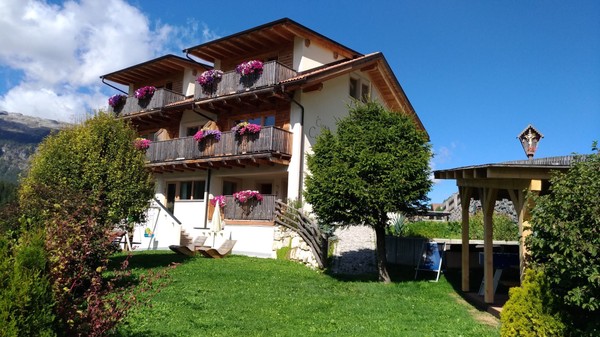 Photo exteriors Apartments Ciasa Costadedoi