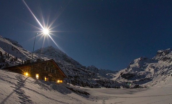 Photo exteriors Mountain hut with rooms Federico in Dosdè
