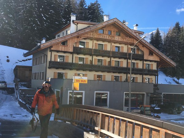 Foto esterno in inverno Casa Buffaure a Parte